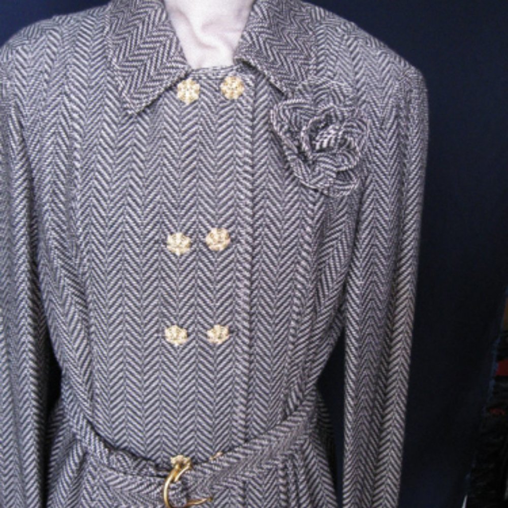 ST.JOHN PINK AND GRAY JACKET